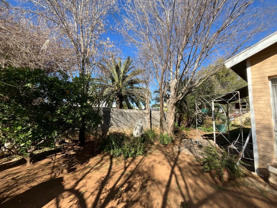  Bedroom Property for Sale in Bloemhof North West